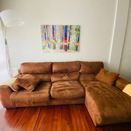 Bilbao Aeropuerto Apartment Derio Bagian luar foto