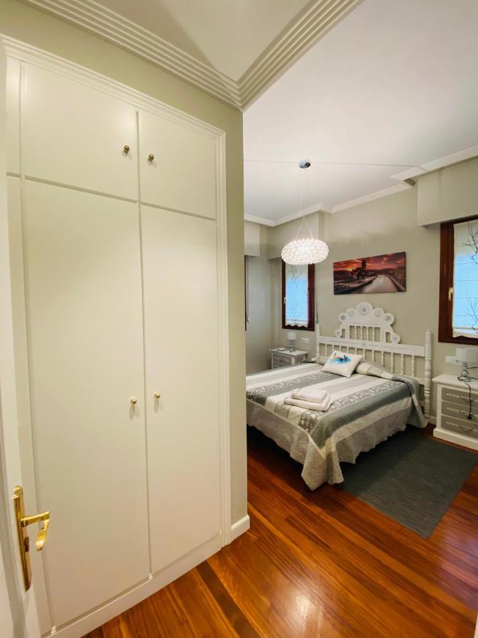Bilbao Aeropuerto Apartment Derio Bagian luar foto